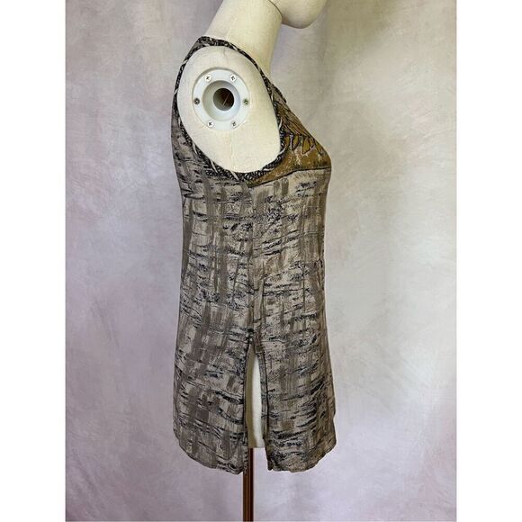 Vintage Tank Top - Picture 2 of 4